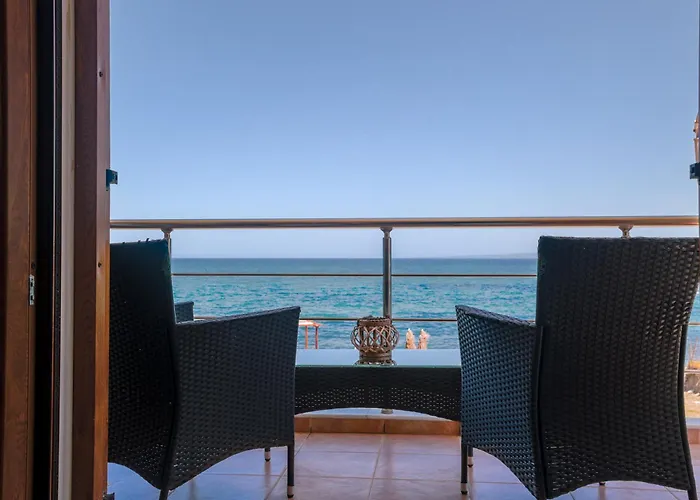 Venetico Beachfront Apartments & Suites - Sea View Studio