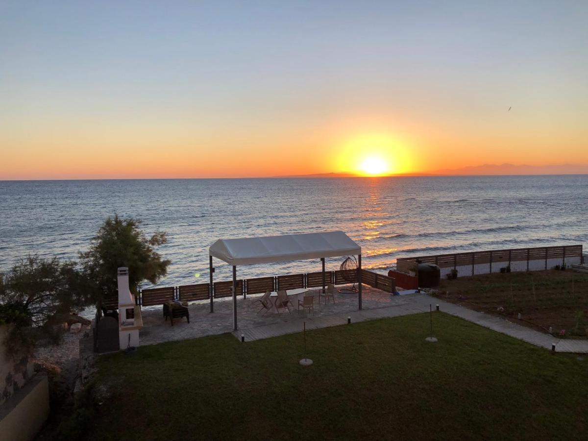 Appartement Venetico Beachfront & - Sea View